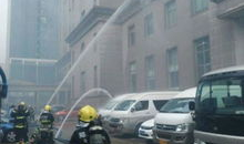 郑州爆料火灾视频最新,火势猛烈，救援行动紧张进行